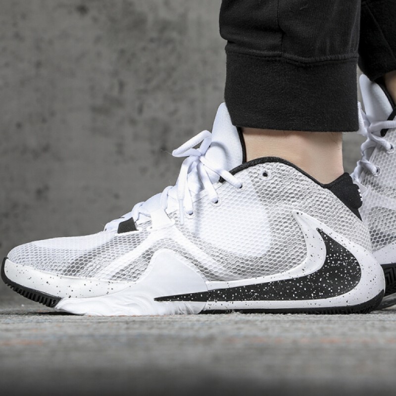 nike耐克男鞋freak字母1代倒钩篮球球鞋bq5423篮球鞋