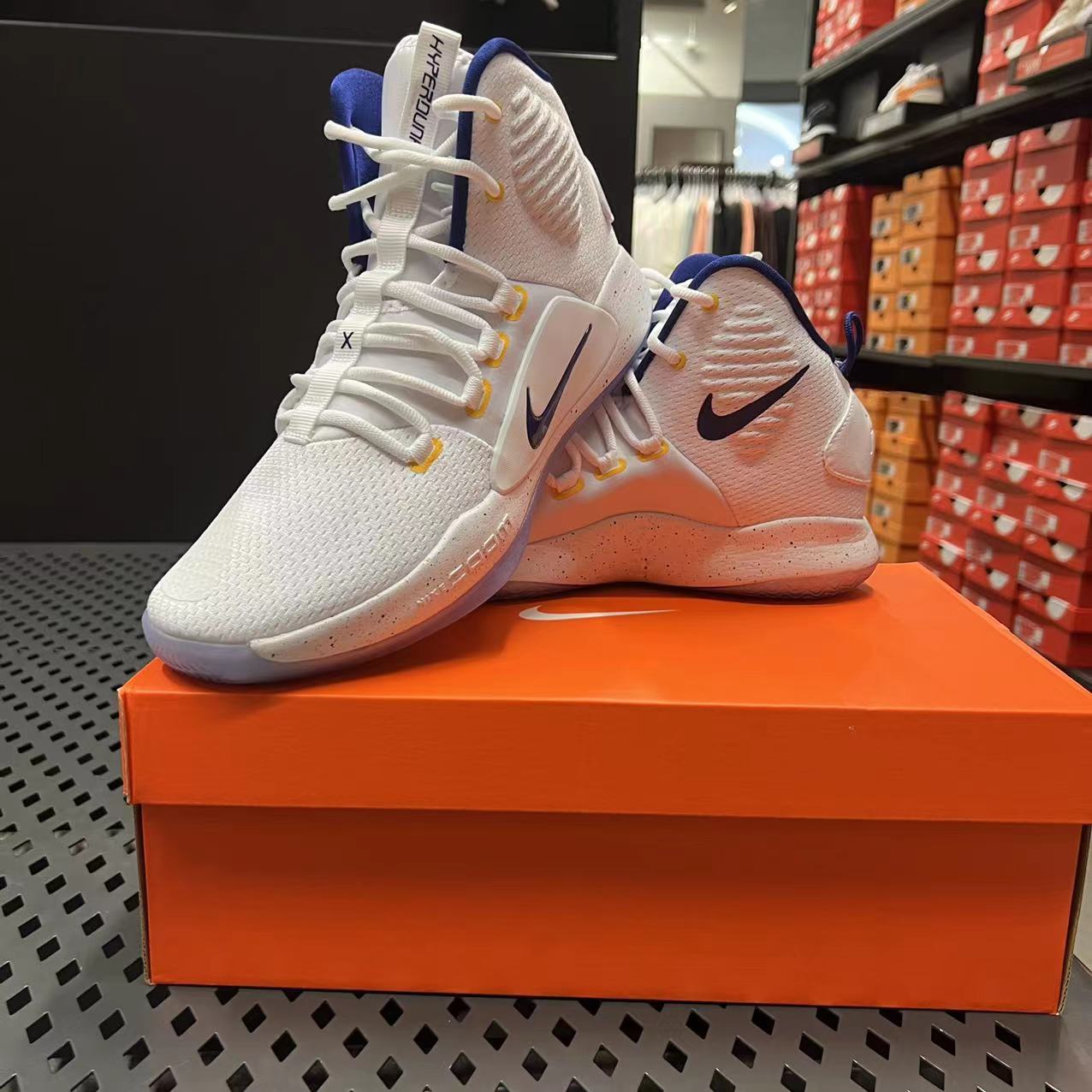 耐克nikehyperdunkhd2018男子高帮实战篮球球鞋dz2775-151篮球鞋