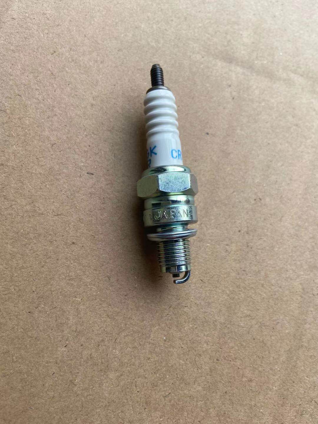 轻骑铃木摩托车配件ngk火花塞cr6hsa赛驰骏驰qs1255摩托车火花塞