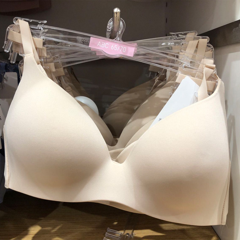 优衣库女士钢圈无痕文胸bra聚拢薄款上托夏季文胸