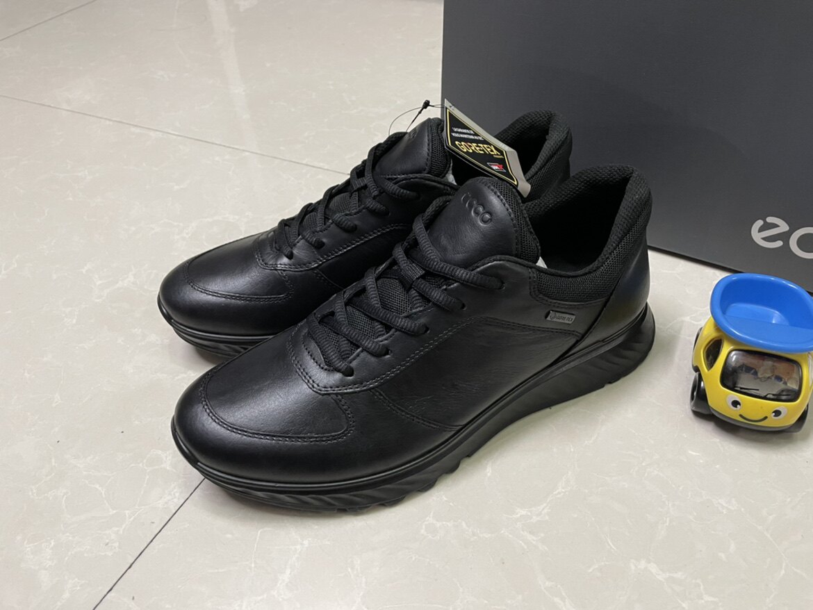 现货ecco爱步运动鞋男牦牛皮防水户外简约系带单鞋