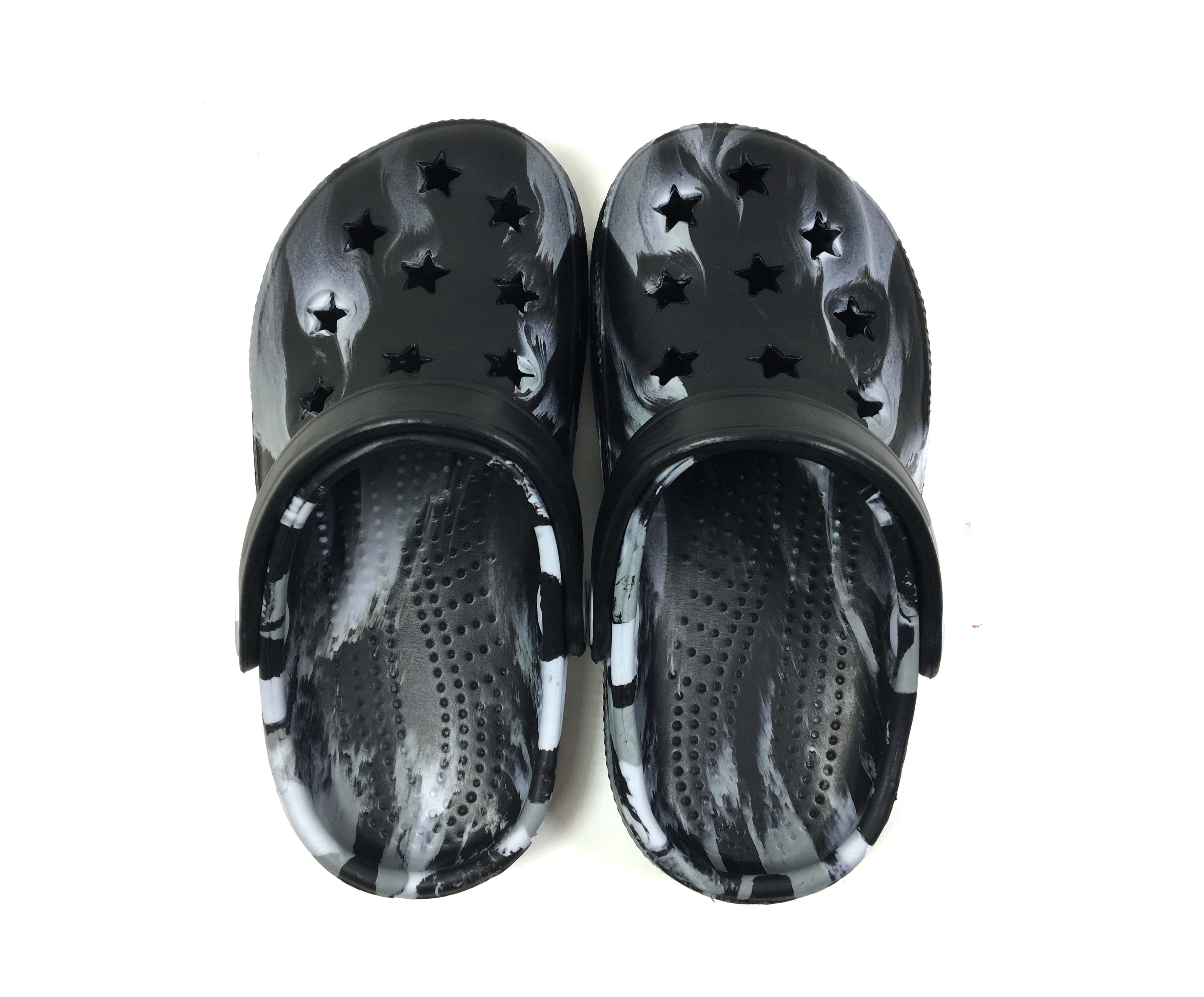 西松屋洞洞沙滩拖鞋男女儿童防臭鞋日版婴儿鞋出口拖鞋