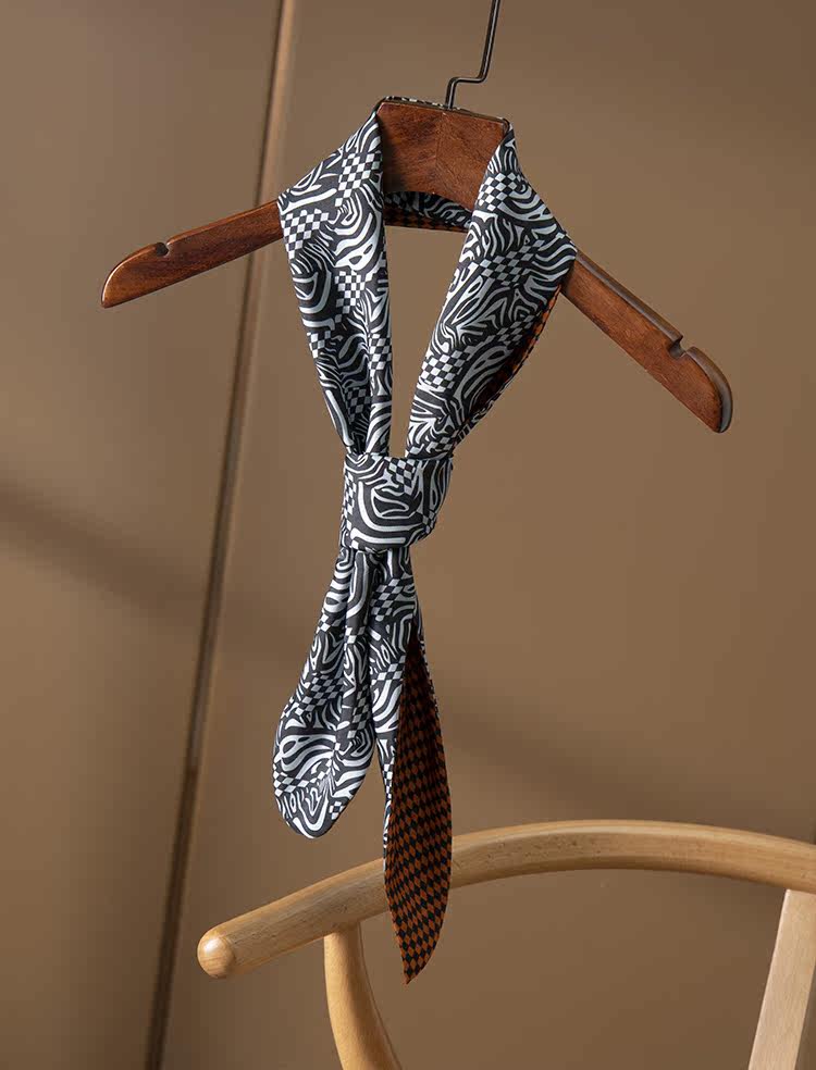 春天天家怎么好看法式真丝斜纹窄条飘带丝巾围巾