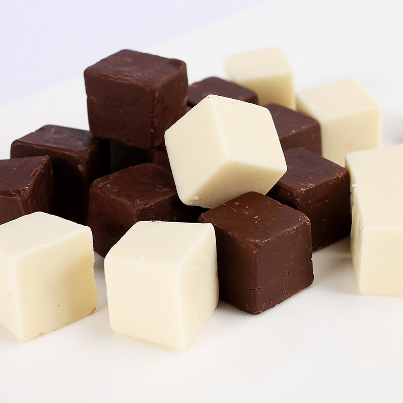 巧克力好邻居绮幻奇幻500g散装牛奶女友零食结婚传统糖果