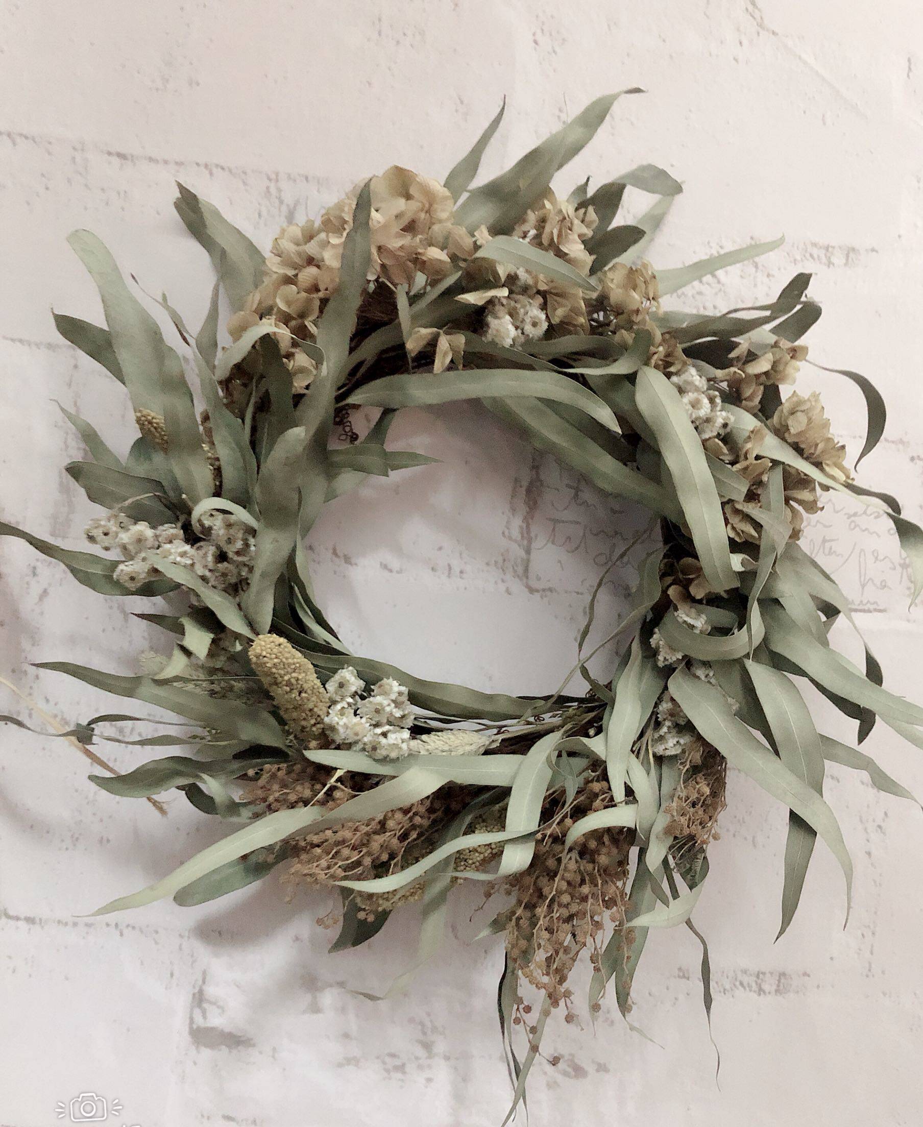 森系复古影楼拍摄背景干花装饰墙挂花环花束干花