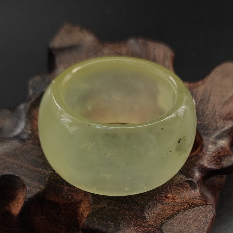 纯天然绿润高档岫玉戒指净透透明细腻指环手饰戒指