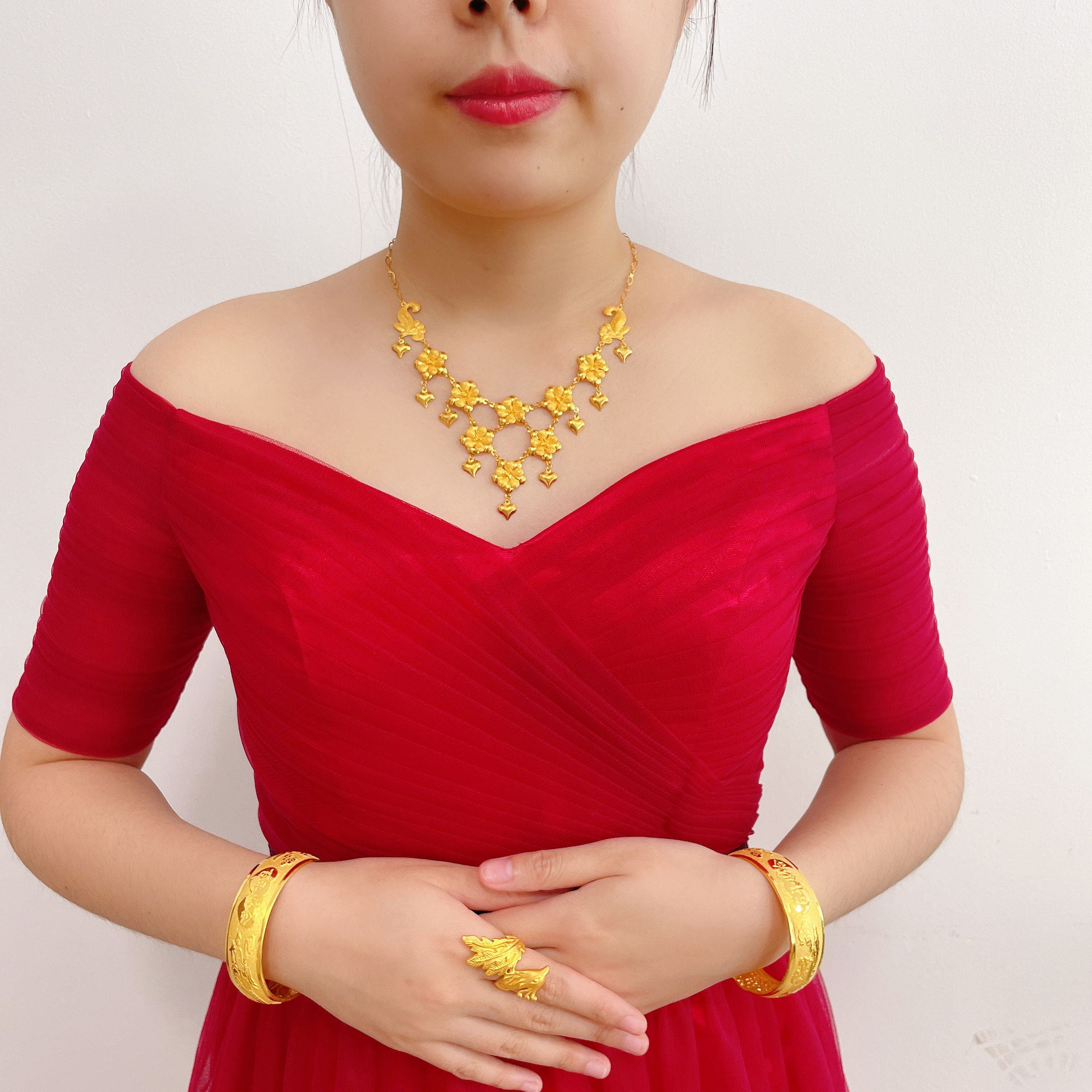 手镯项链出租黄金套餐龙凤梅花结婚三金金饰手饰