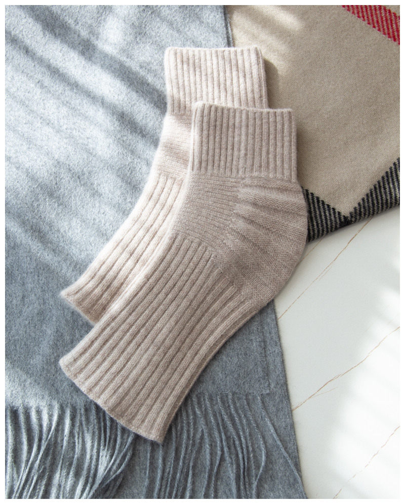 冬季居家实用小物保护膝盖山羊绒护膝针织保暖护膝