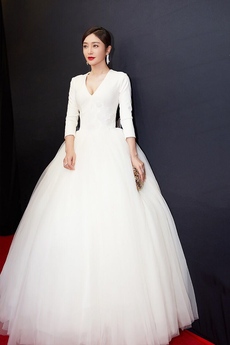 礼服秦岚明星同款婚纱晚装连衣裙网纱大摆蓬蓬礼服