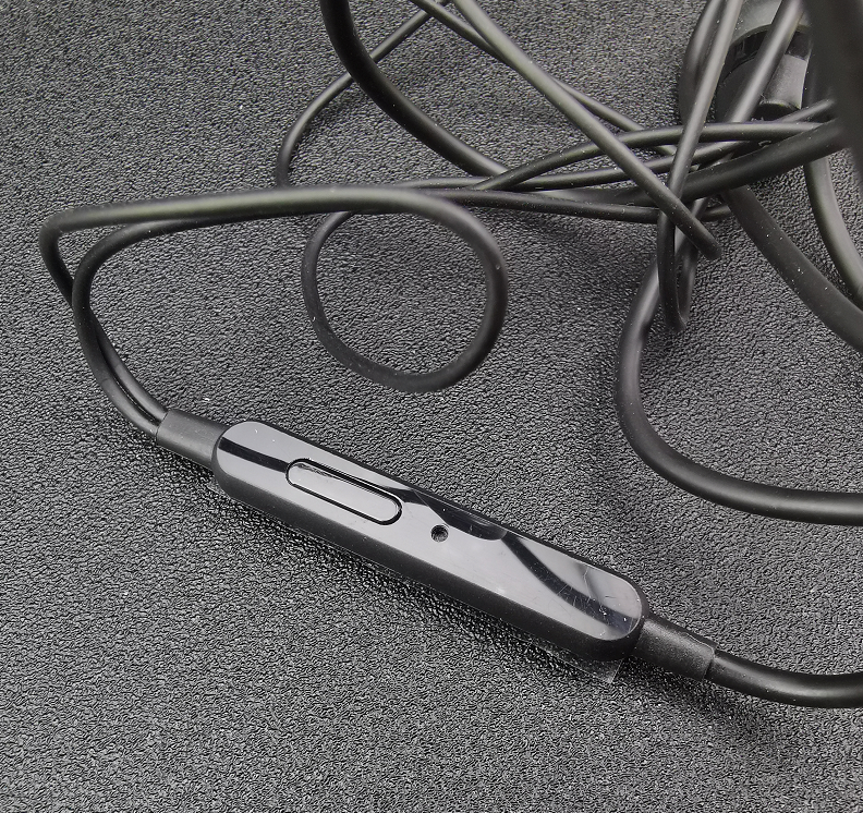 耳机原装mh750入耳式重低音mp3有线线控带麦游戏电竞头戴耳机