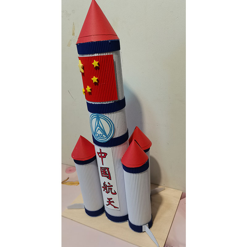变废为宝废旧利用环保手工半成品可以定做创意火箭其他手工制作