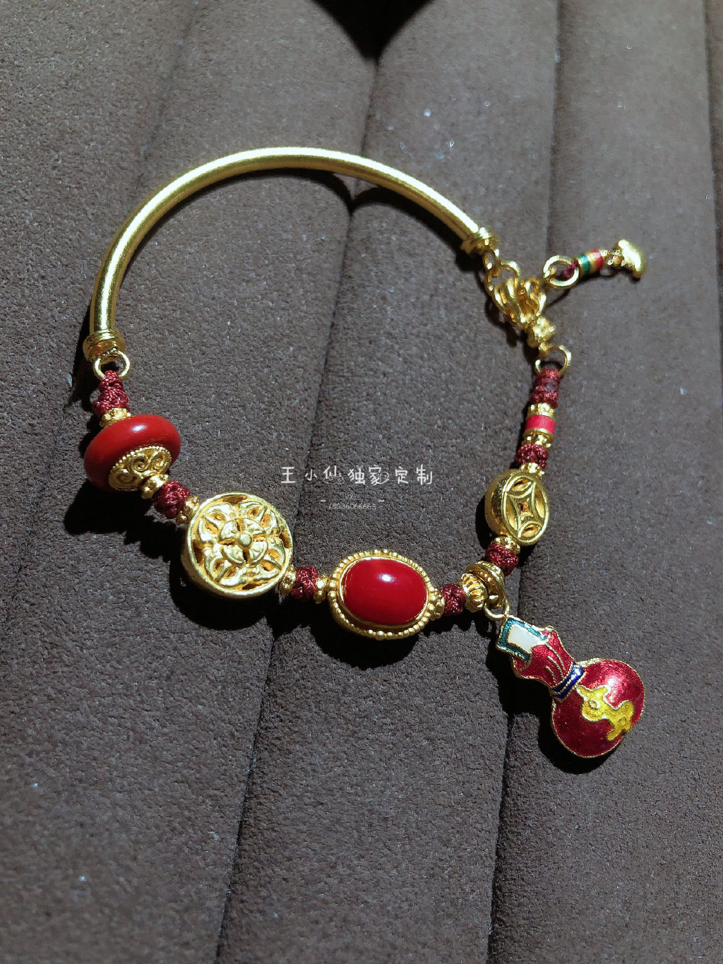 足金手工錾刻法器烧蓝钱袋包金南红手镯手饰