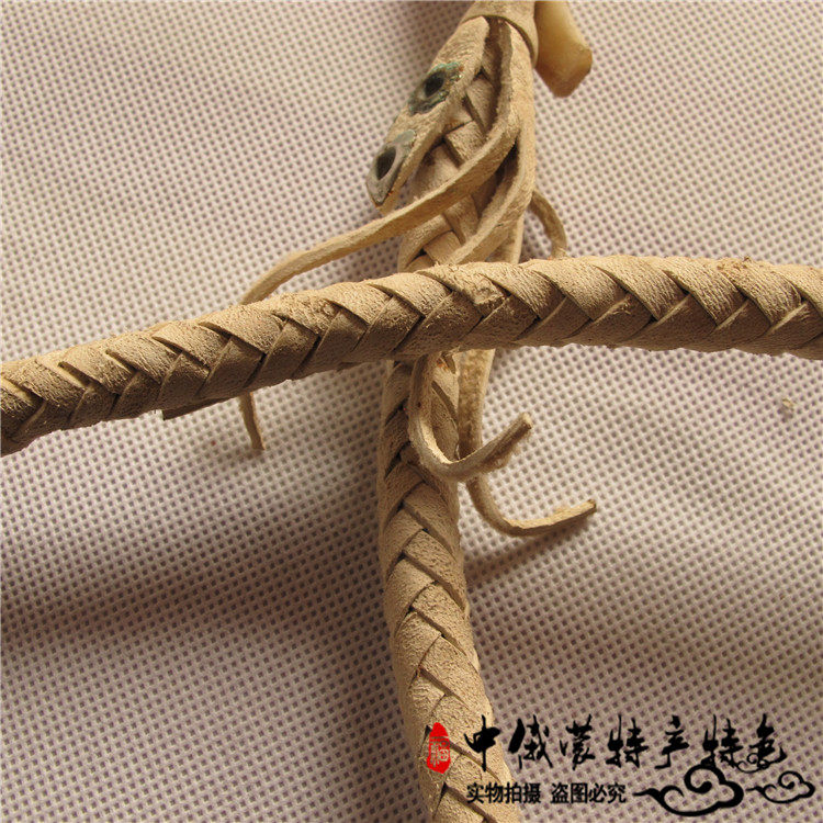 蒙古马鞭子羊角鞭子 骑马用具民族工艺品 牧人牛皮马鞭子装饰品