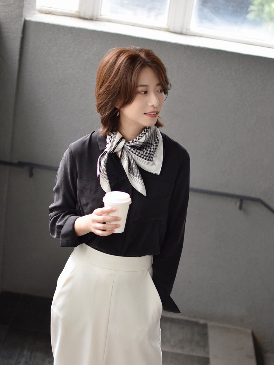 斜纹丝绸围巾桑蚕蚕丝真丝小方方巾70x70职场围巾