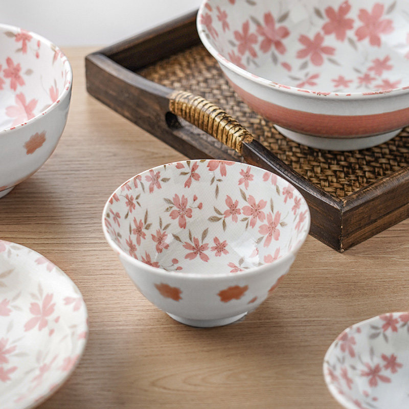 美浓烧日本进口浪漫樱花碗盘8件套45英寸饭碗家用餐具餐具瓷器套装