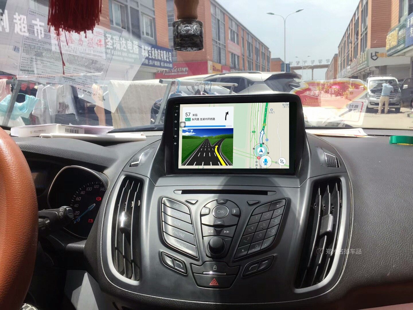 福特翼虎安卓大屏导航倒车影像一体机框线适用智能车机导航