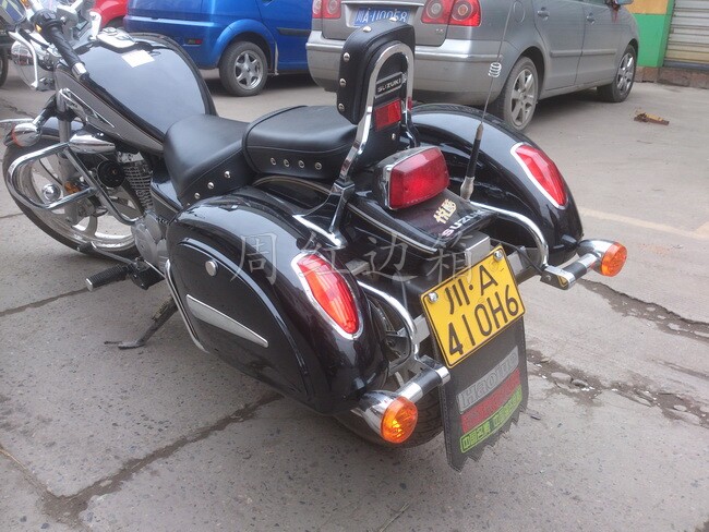 周红边箱适用于gz150a改装安装红小哈雷边箱摩托车尾箱