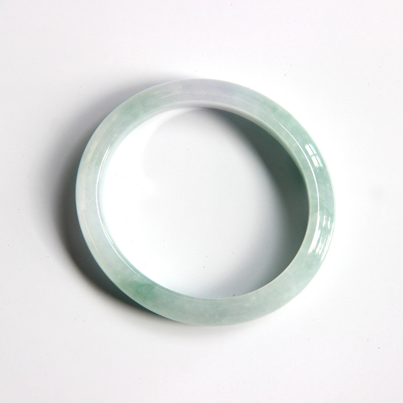 天然缅甸翠绿玉镯飘绿翡翠手镯水头好些玉石手镯