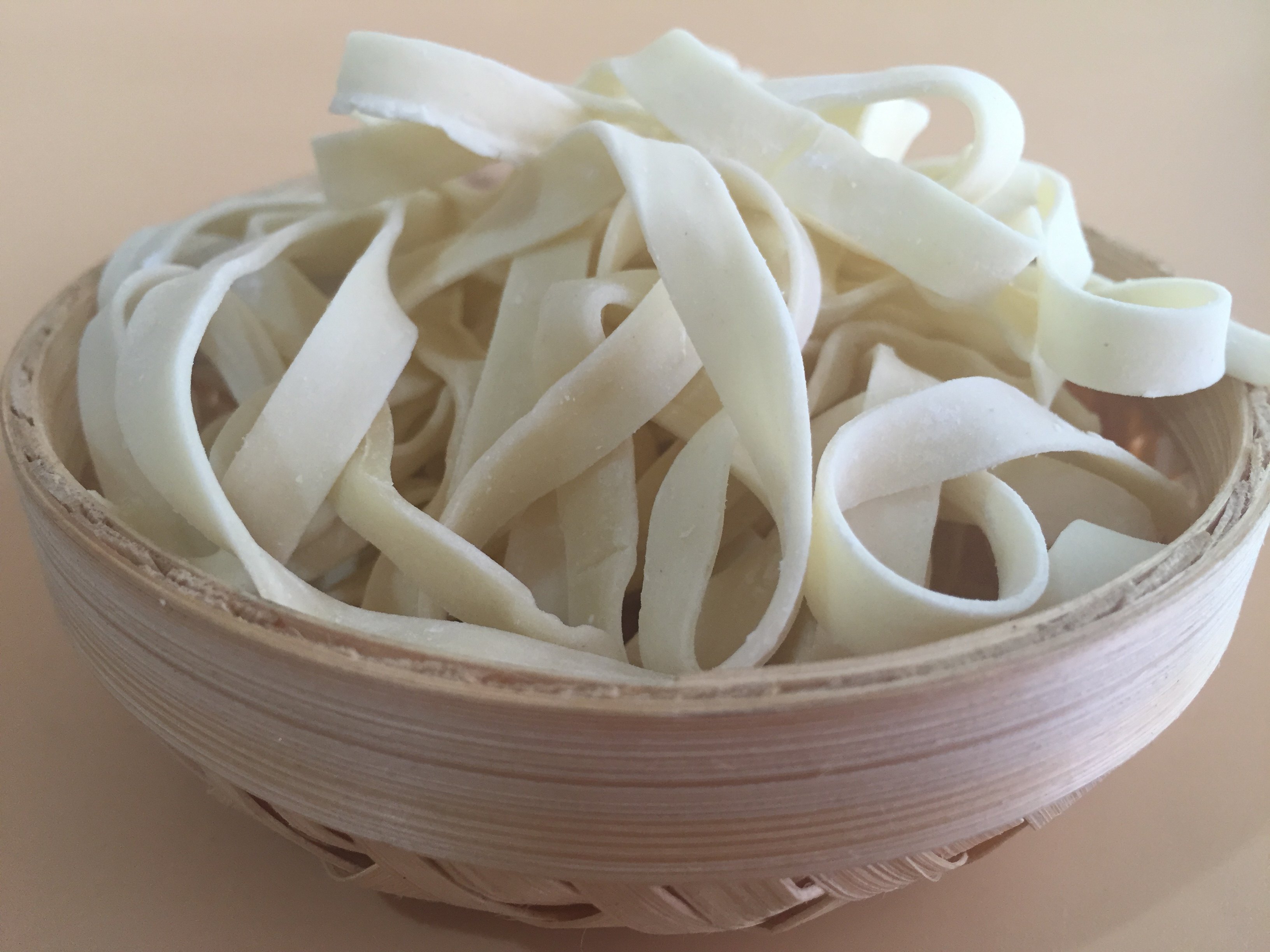 贵州特产遵义豆花面专用水面条碱水面宽面条真空包装买4包邮