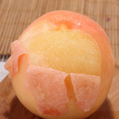 正宗无锡阳山水蜜桃6-7两9个超大软桃子新鲜现季水果阳山湖景