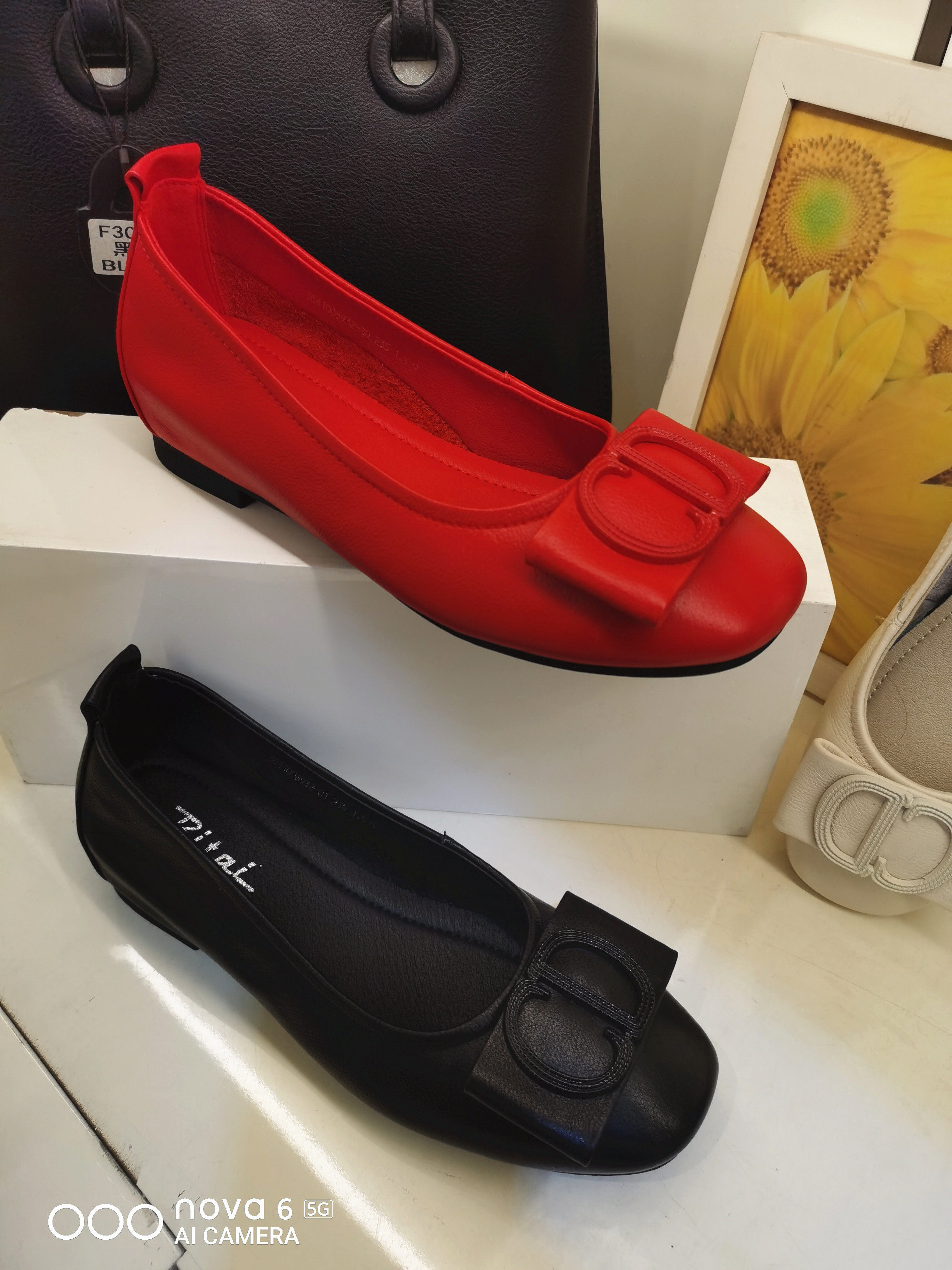 日泰皮鞋女鞋专柜正品2021春夏超软搭扣真皮单鞋