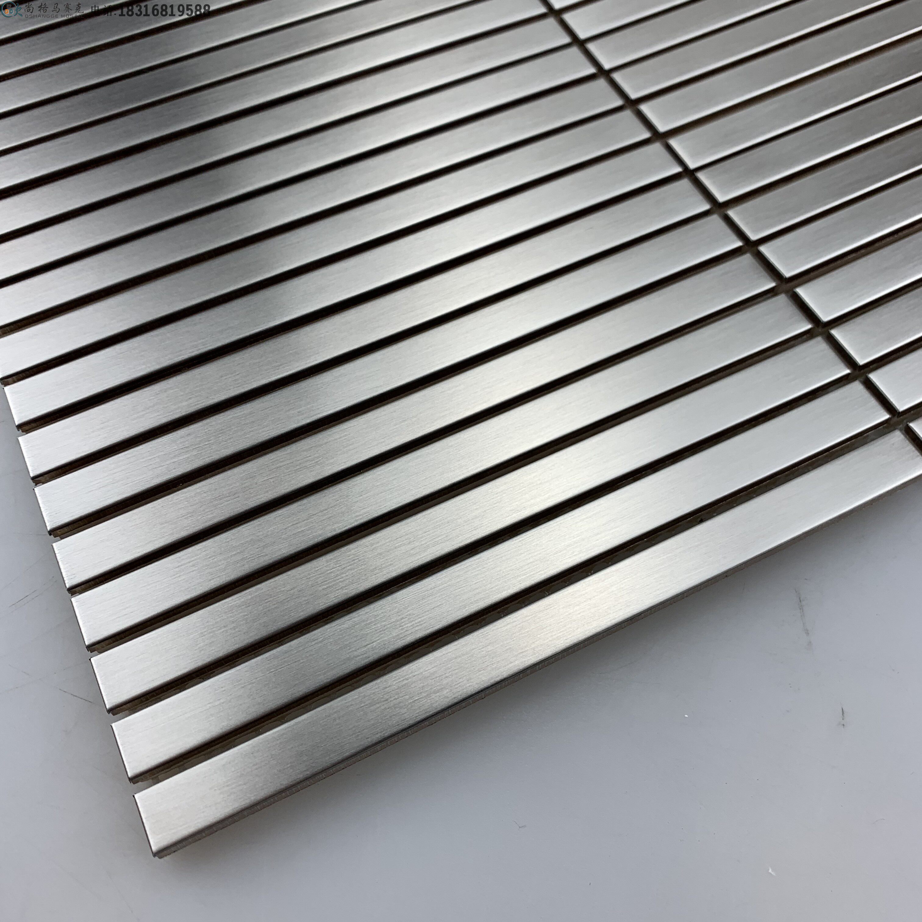 金属马赛克瓷砖不锈钢银色长条条形电视背景墙装饰马赛克