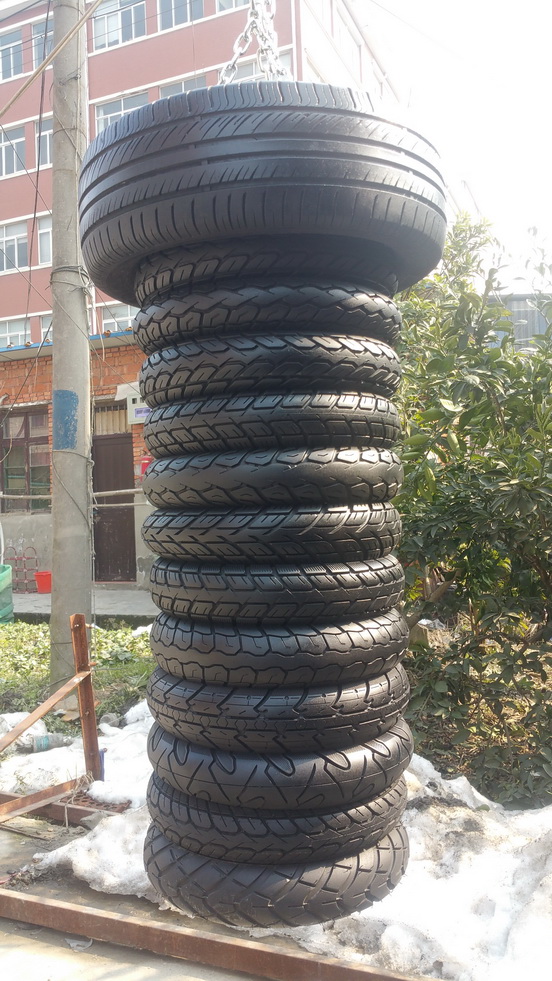 瑞思邦厂家直销吊式轮胎沙袋带弧度勾拳膝击多功能室内外穿鞋踢打