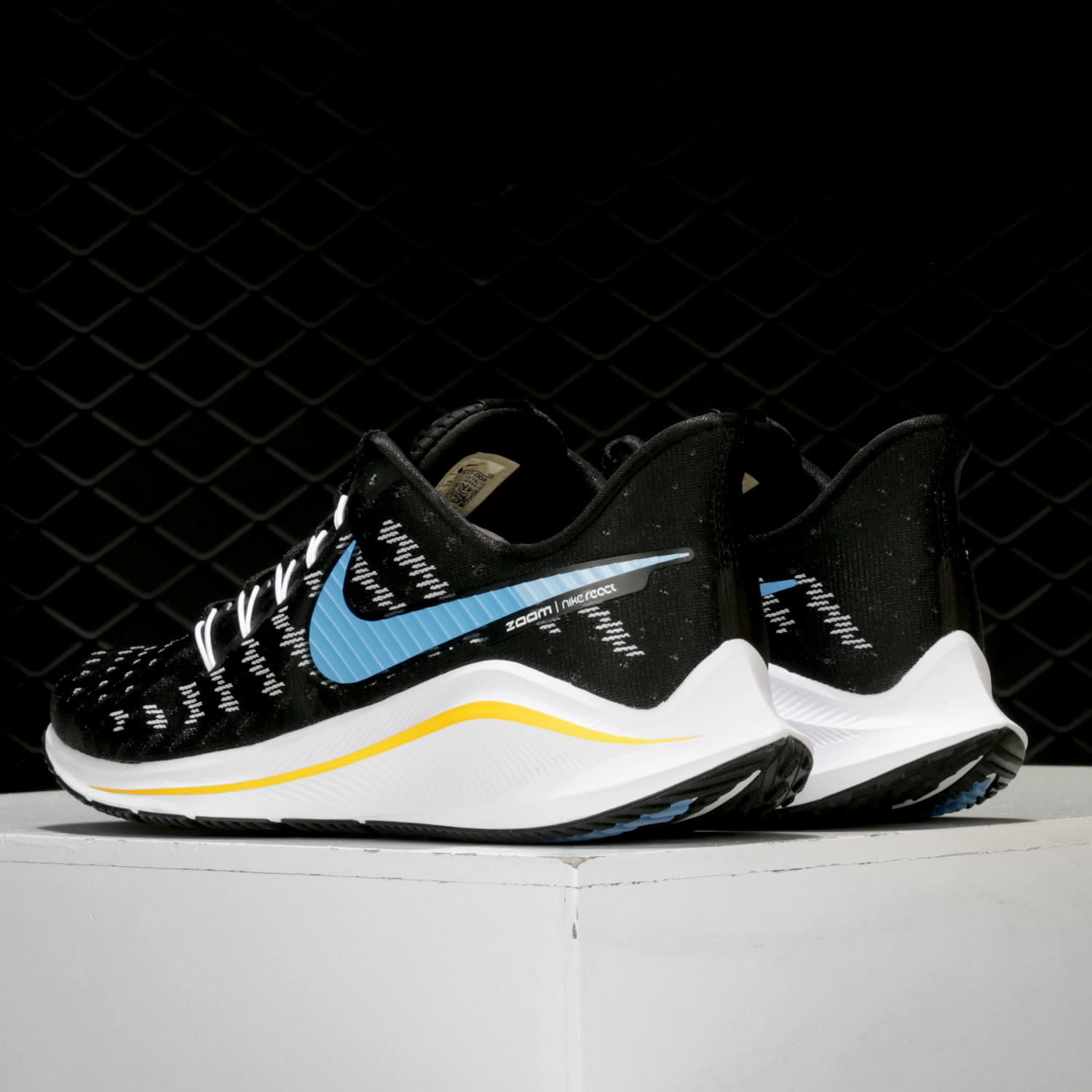 nike耐克正品airzoomvomero男子运动缓震跑步跑步鞋