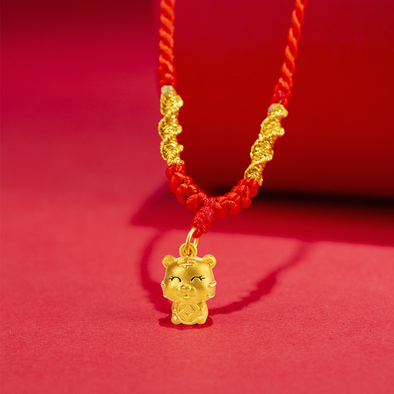 红色年轮黄金生肖吊坠足金本命年老虎金饰3d硬金颈饰