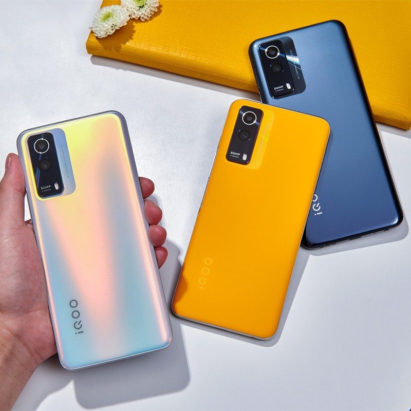 顺丰速发vivoiqooz5x天玑高性能120hz高刷屏44w手机