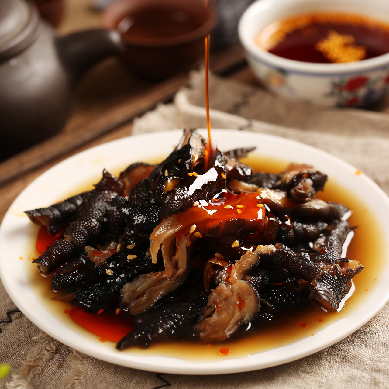 酒菜酒店麻辣鸡脚小吃红油无骨鸡爪鸡肉零食