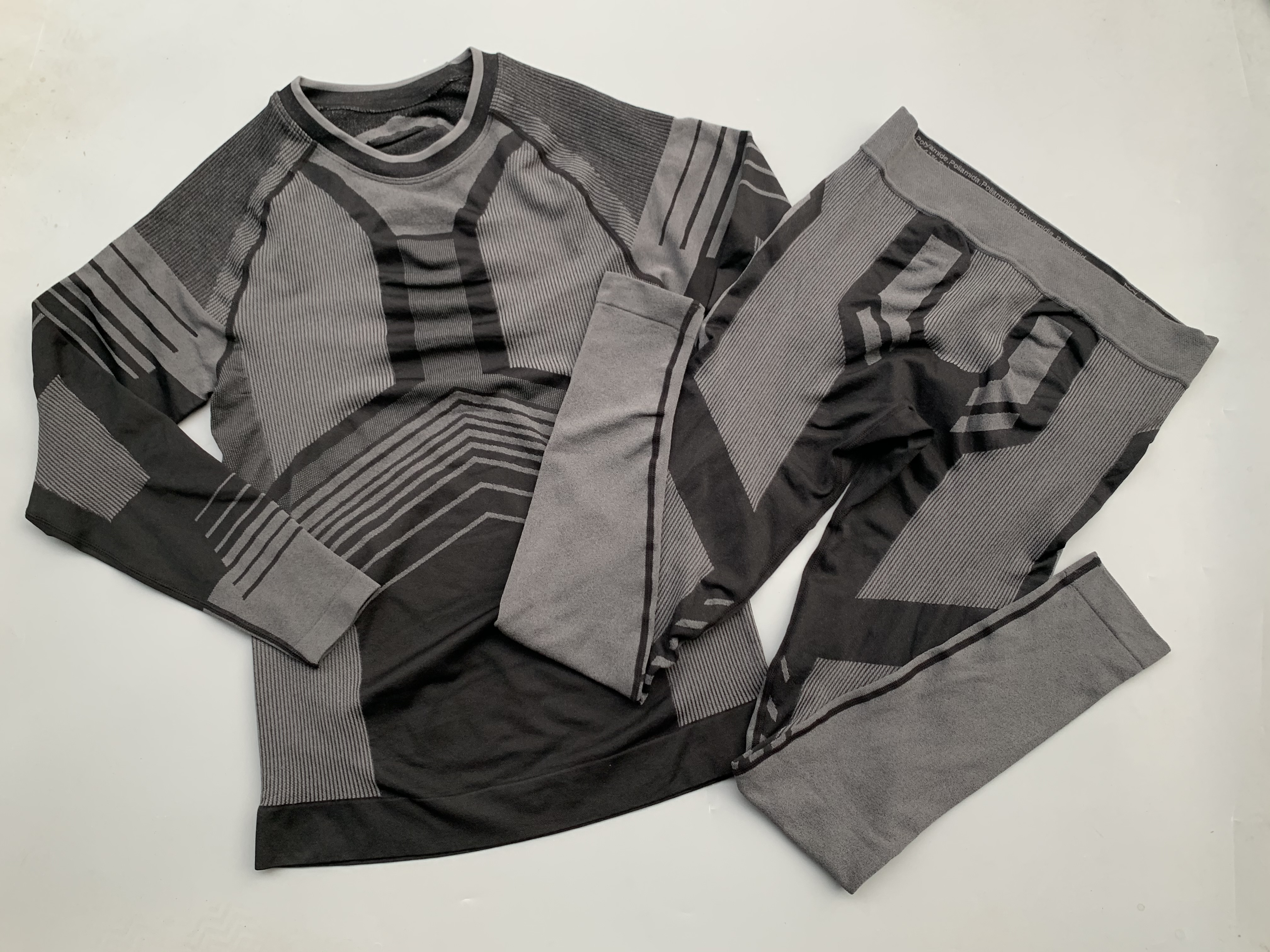 出欧洲尾货男士速干衣裤户外登山滑雪吸湿排汗紧身打底上衣长裤男