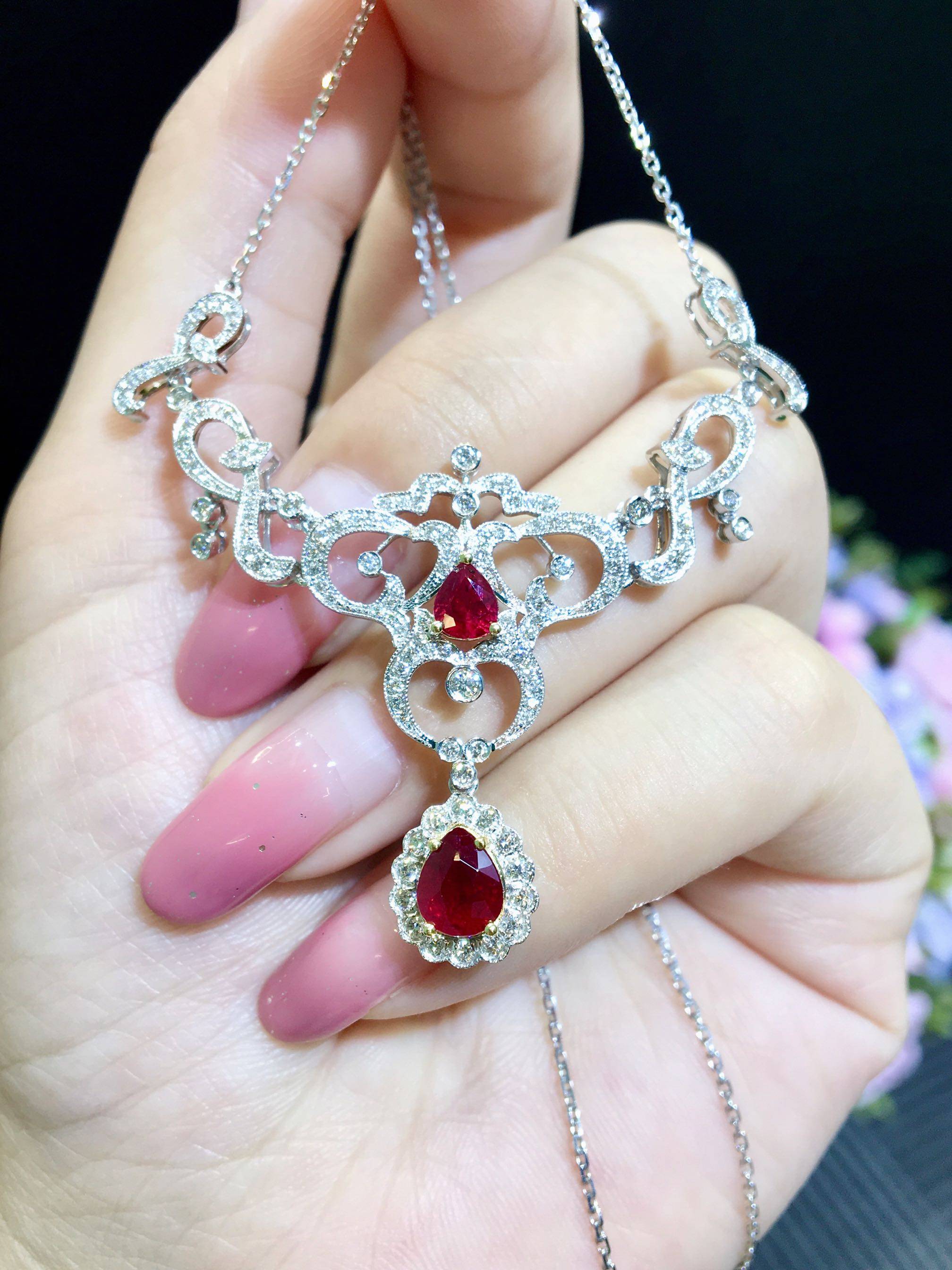18k金鸽血红红宝石钻石项链gra国际证书色泽项链