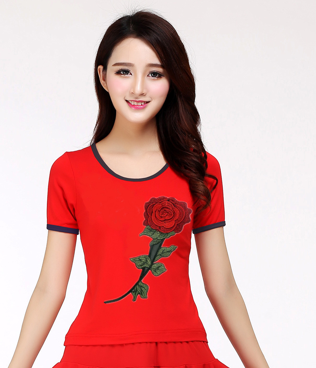 莫代尔夏季新款广场舞服装女中老年舞蹈演出服绣花玫瑰花短袖上衣