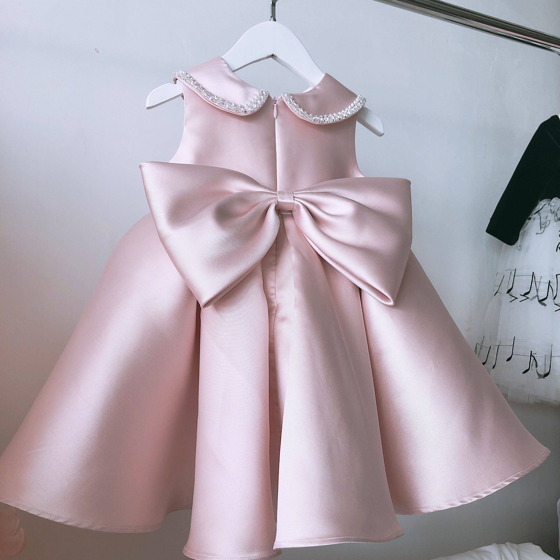 女宝生日礼服节目节目表表演主持人服装女童过膝儿童礼服