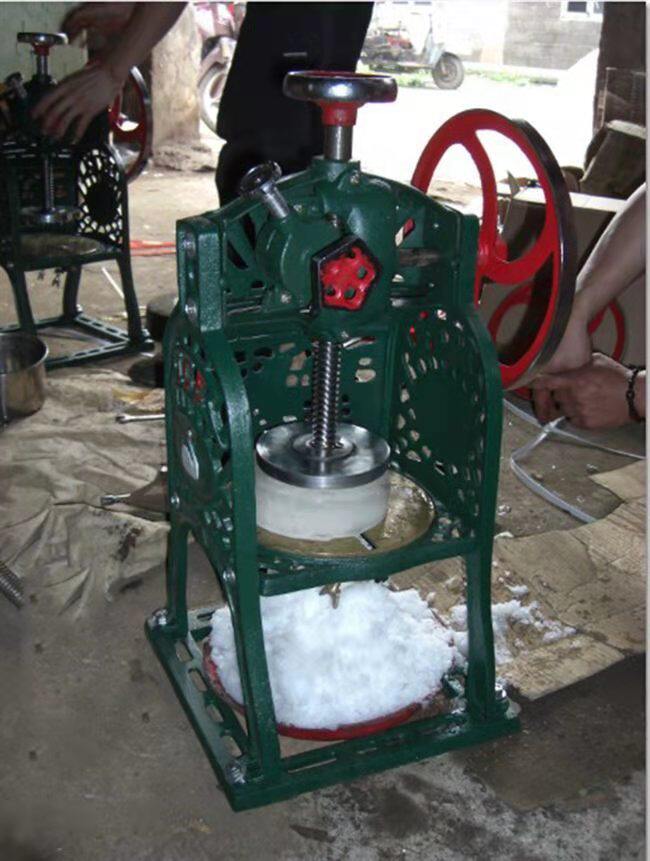 老式商用手摇手动刨冰机碎冰机绵绵冰机刨冰