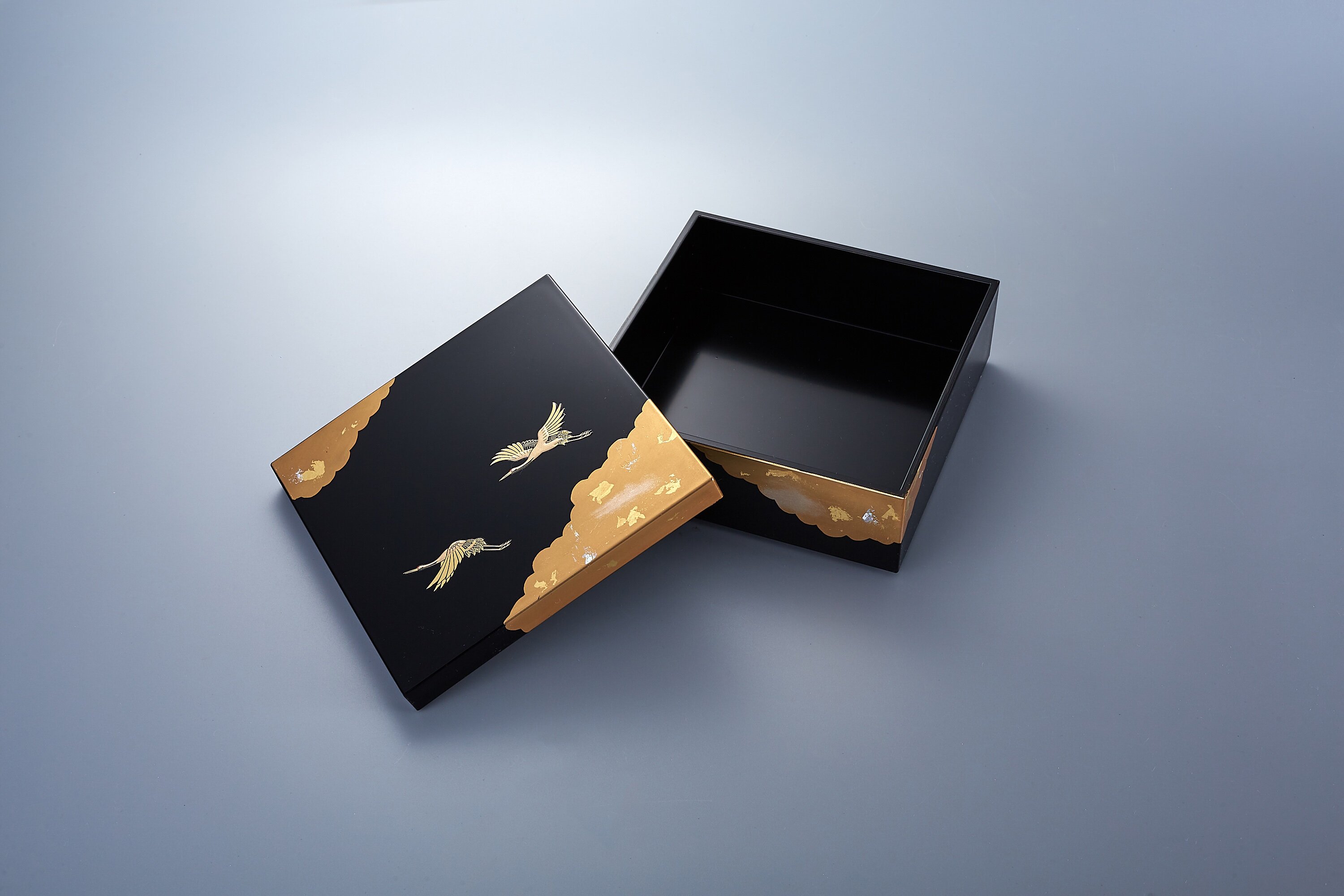 日本进口山中漆器金箔祥鹤点心日式糖果盒收纳食物收纳盒