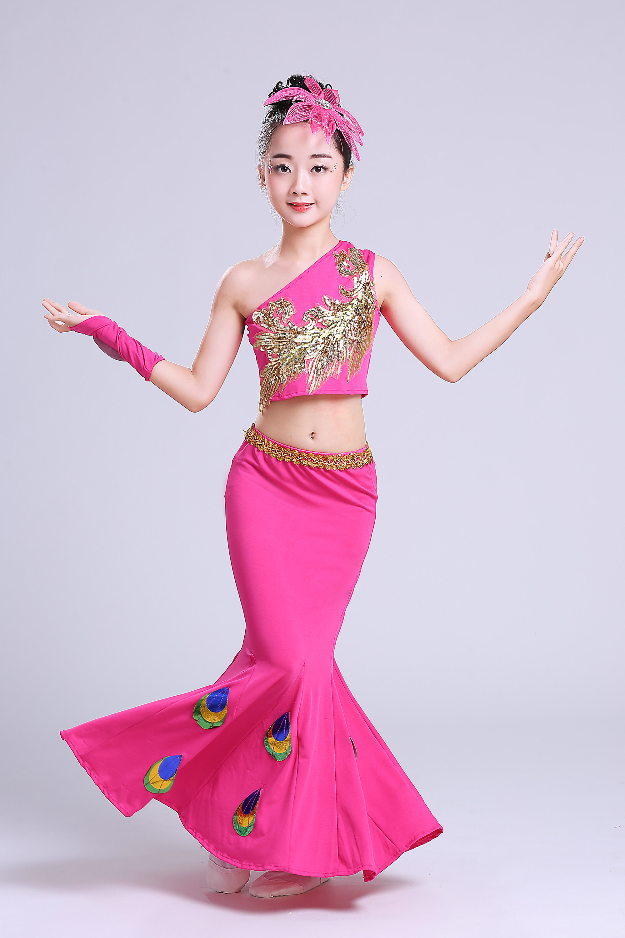 舞蹈儿童傣族女童幼儿毕业演出服孔雀舞民族古典儿童演出服