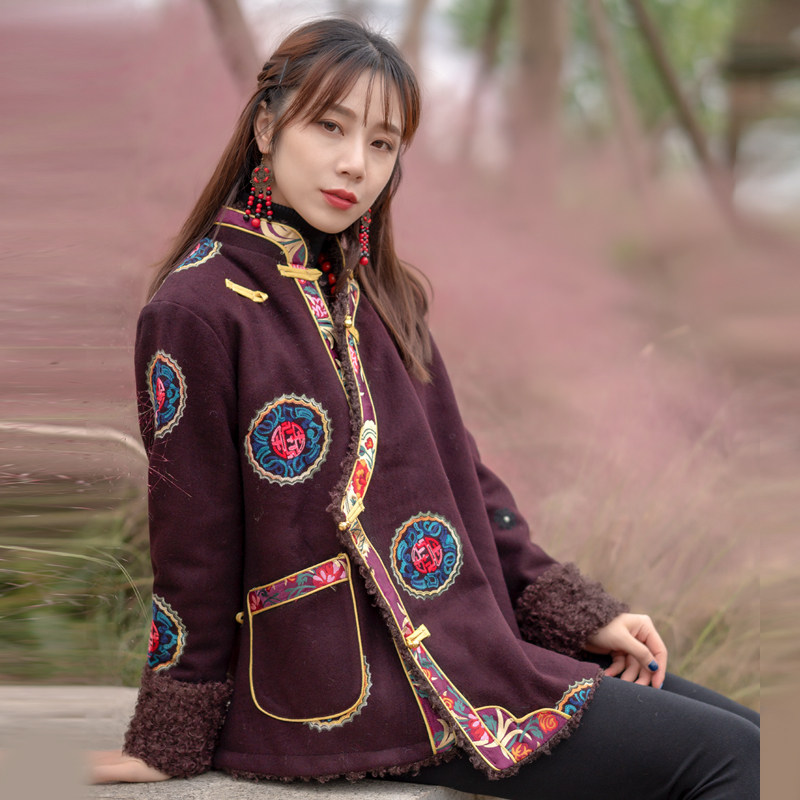 冬季新款藏式外套女西藏族服装袍加绒藏装上民族服装