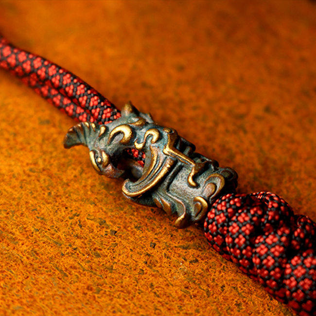 手雕作品唐代凤凰回首刀坠edc钥匙扣diy伞绳挂扣