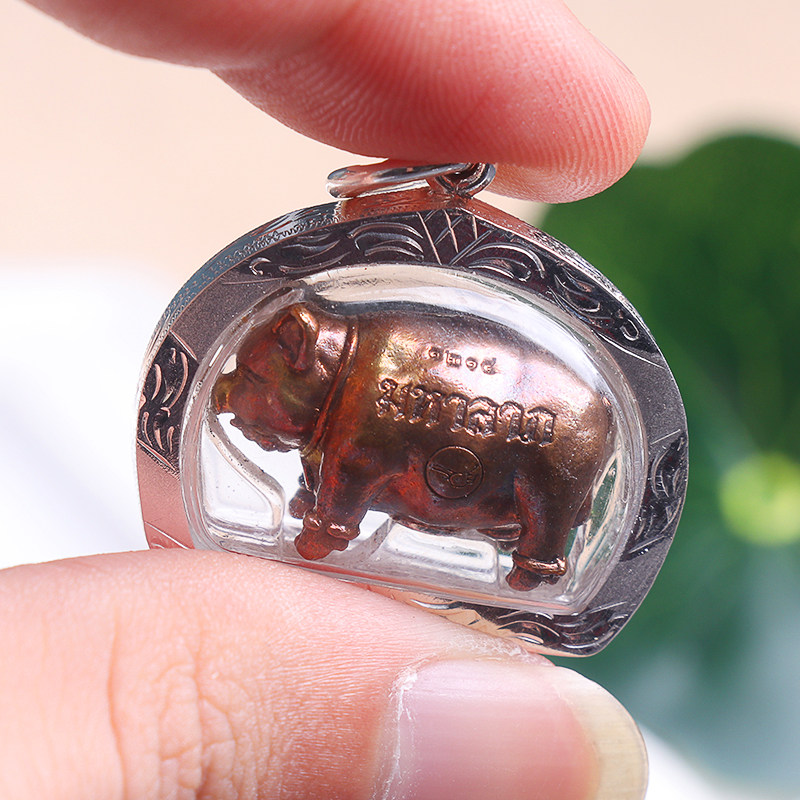 泰国佛牌正品龙婆rak好运泰国特色