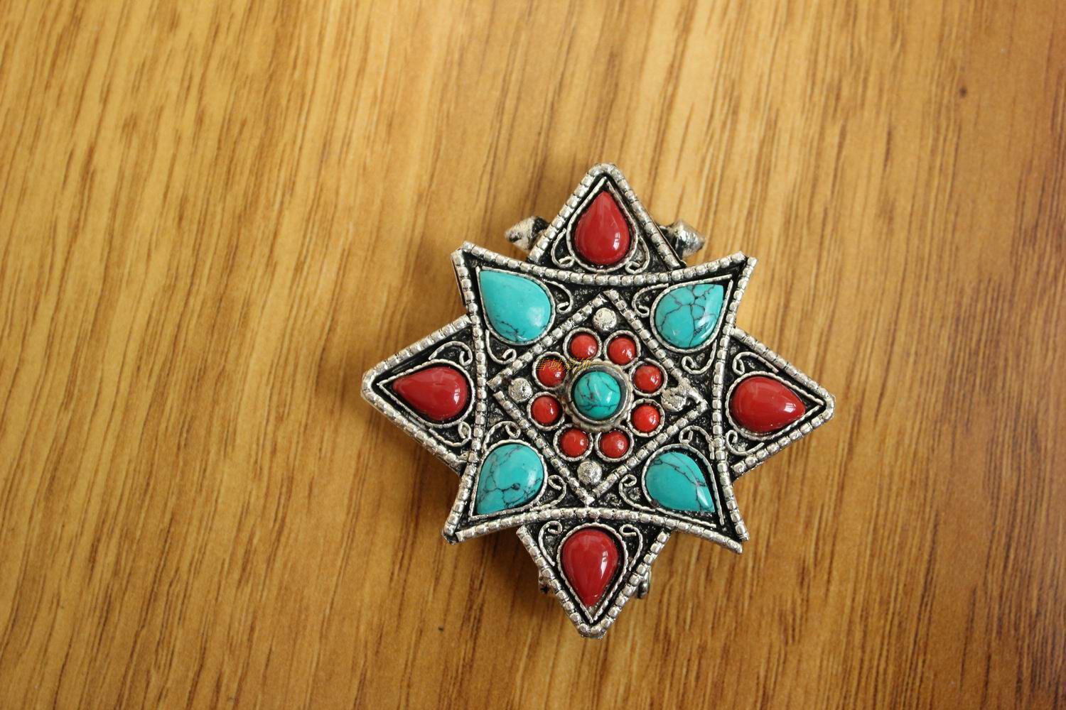 雪域藏饰饰品西藏尼泊尔民族手工银嘎乌盒护身符项坠