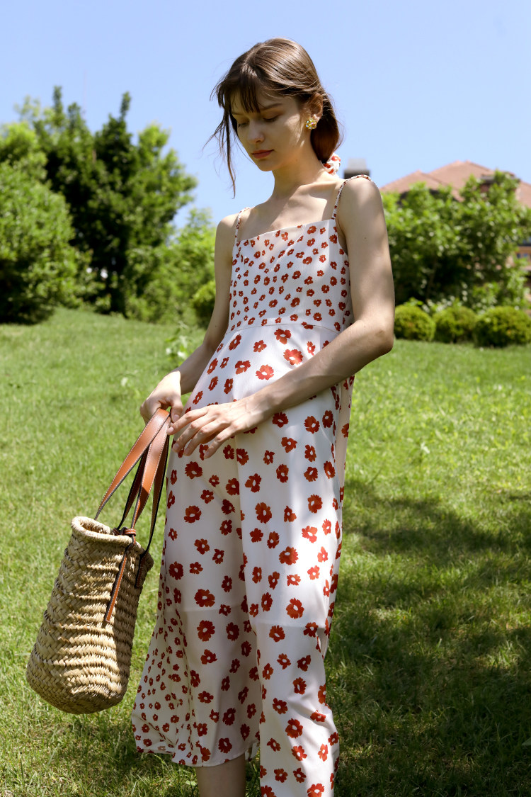 rayna芮纳落缨缤纷西西里夏日不规则吊带2106118连衣裙