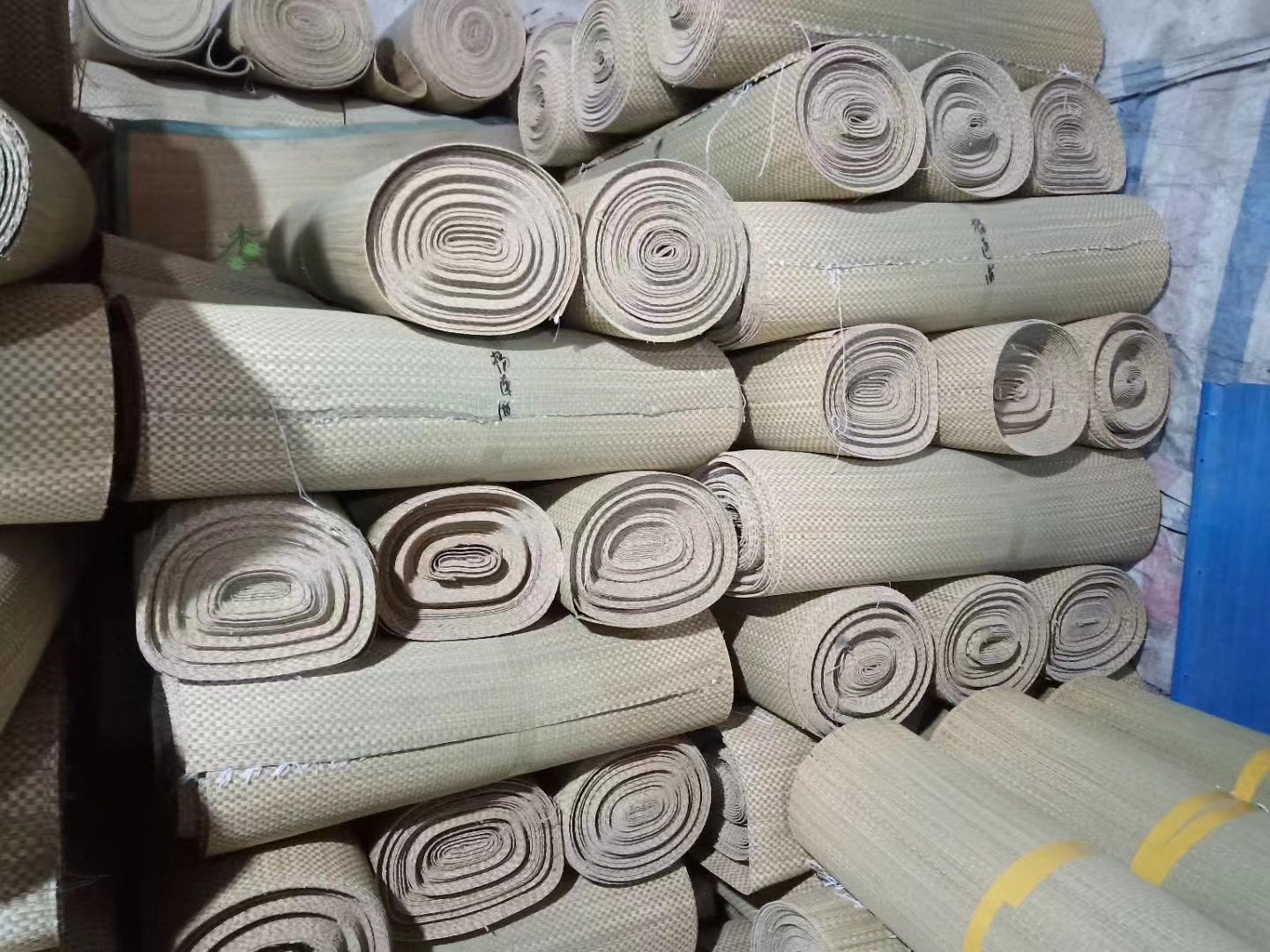 厂家直销兰草席卷半成品席捆刀砍装修吊顶铺地凉席