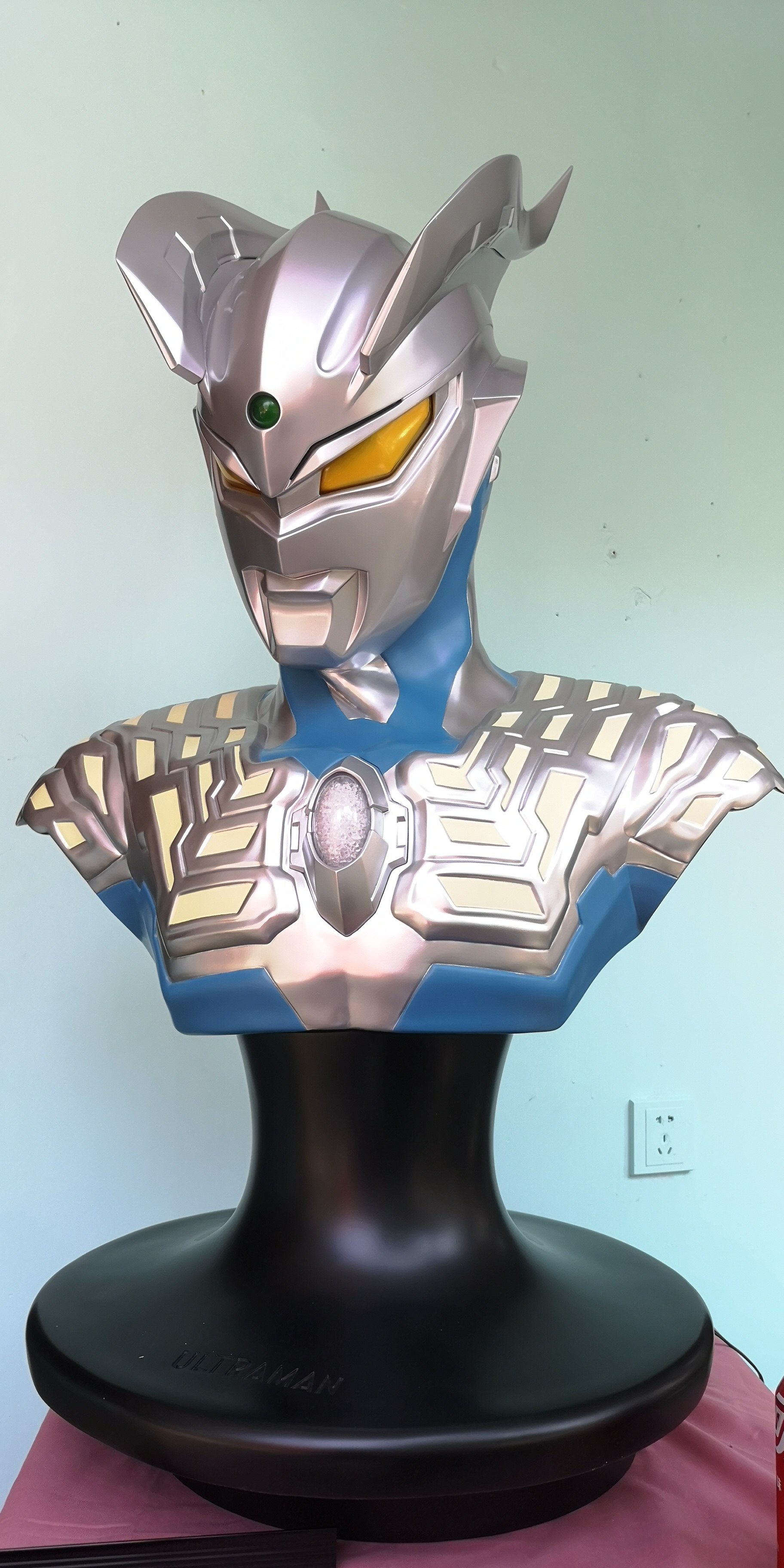 奥特曼herobox定制超人赛罗贝利亚胸像雕像模型手办