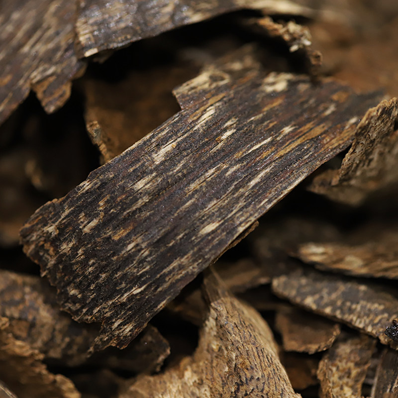 海南沉香油老九分沉水鸡母虫漏香材天然保真手串