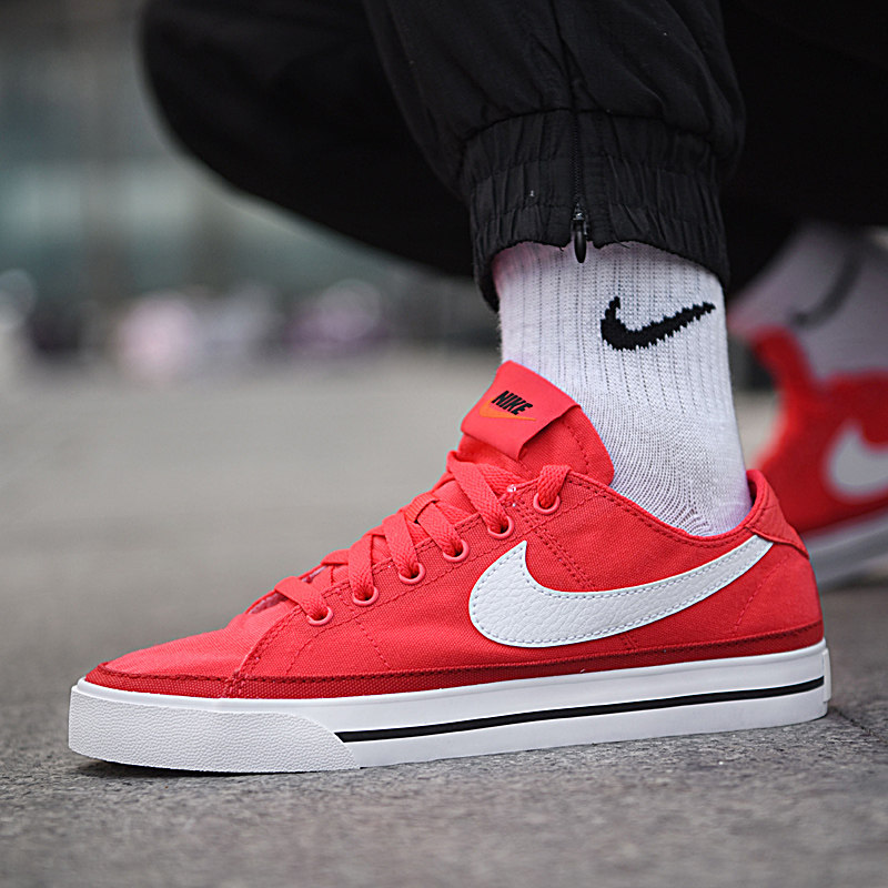 耐克女鞋2022夏新款新款红色运动鞋轻便透气低帮运动休闲鞋