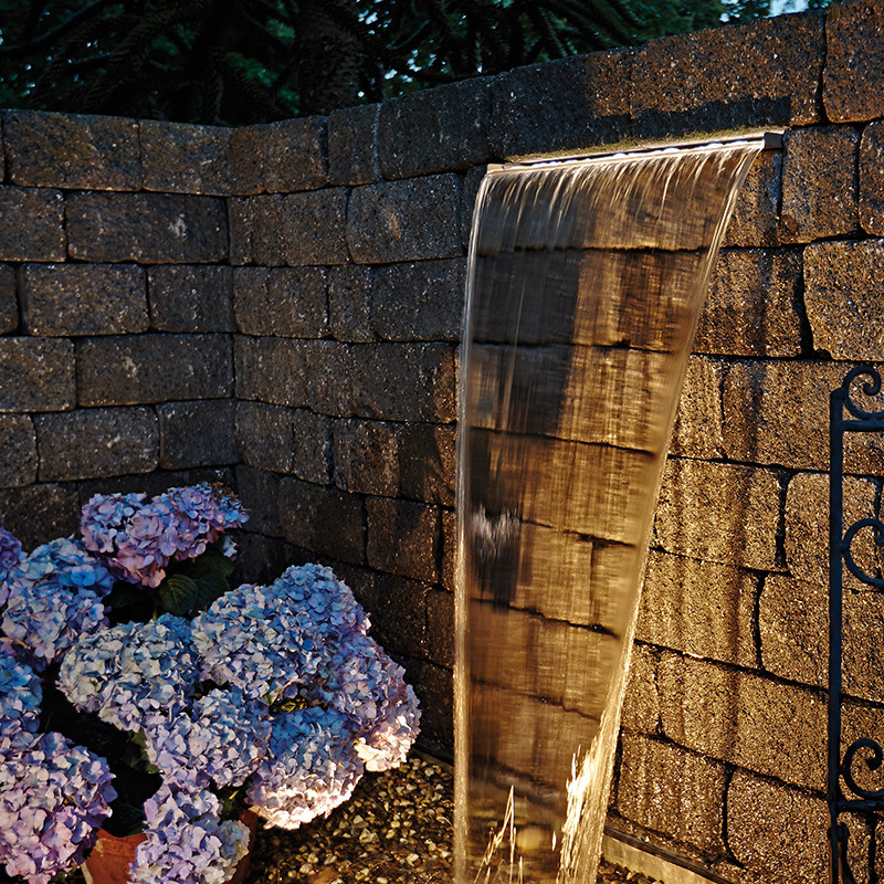 德国oase跌水瀑布出水装饰水景墙水幕墙花园水池景观流