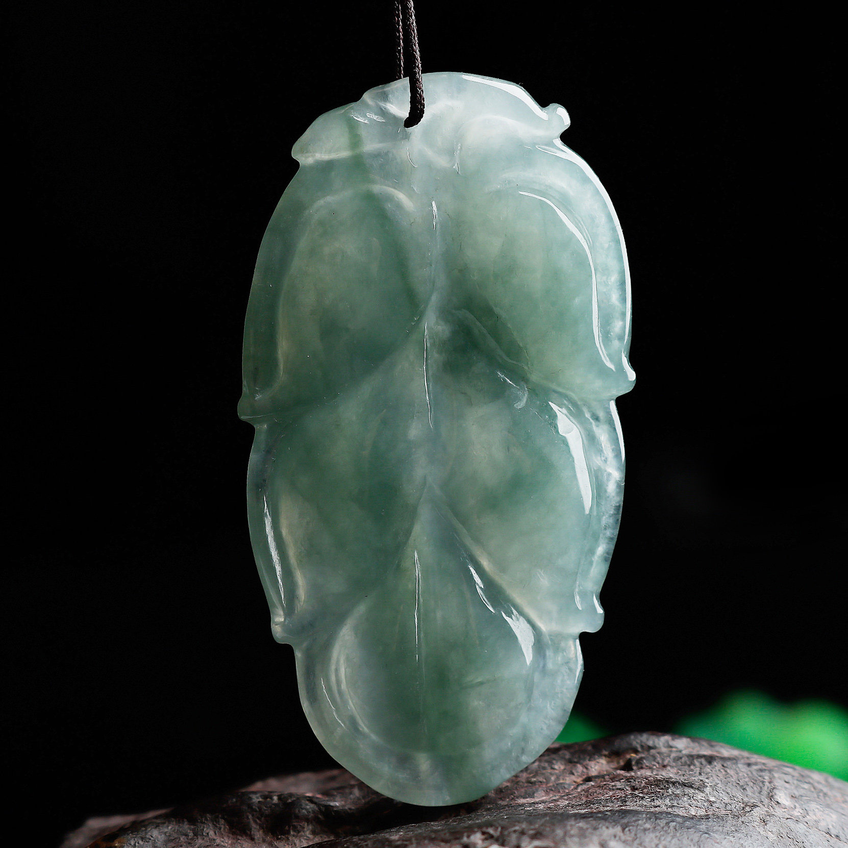 天然a货翡翠叶子吊坠缅甸老坑玉石金枝玉叶挂件 玉树叶子玉坠玉佩