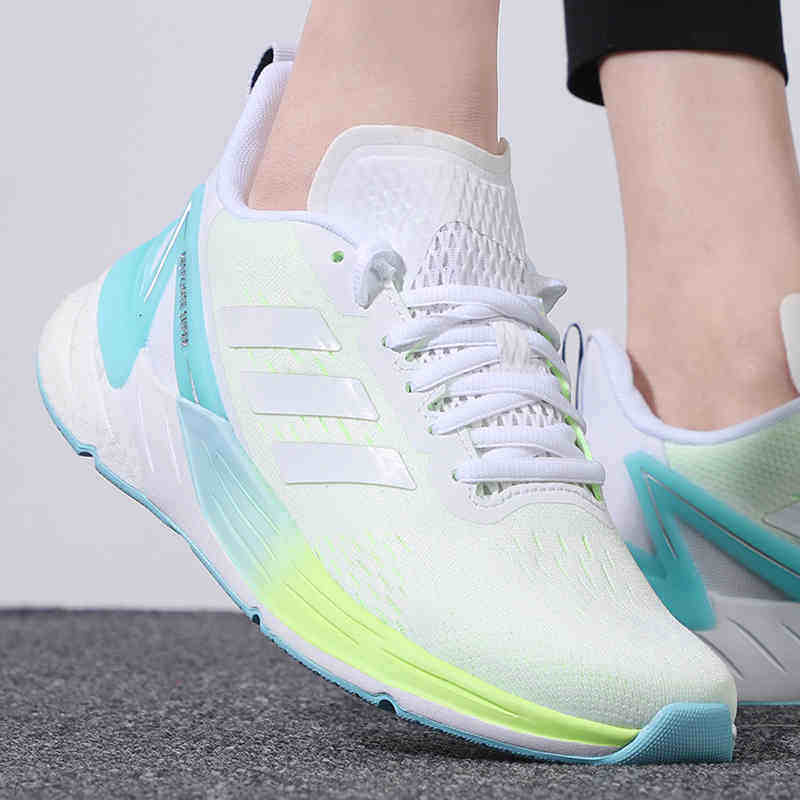 adidas阿迪达斯女鞋2021新款boost缓震运动鞋爆米花跑步鞋fy8775